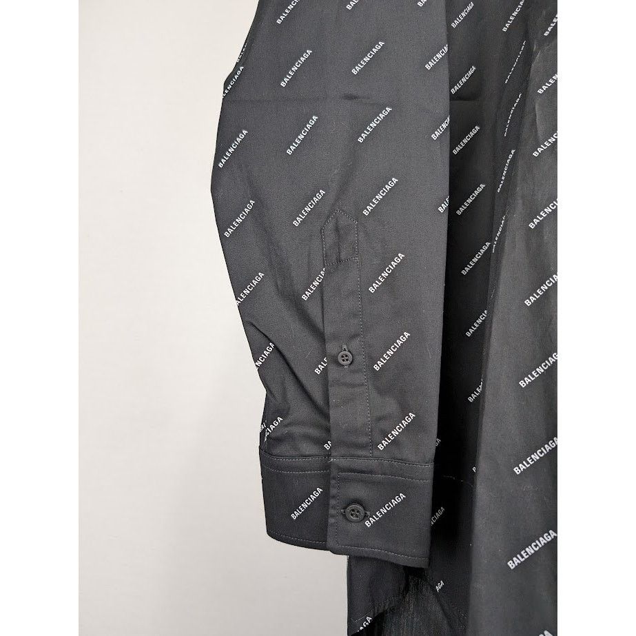 Balenciaga o1rshd1 All Over Logo Print Shirt in Black Size US S / EU 44-46 / 1 - 8 Thumbnail