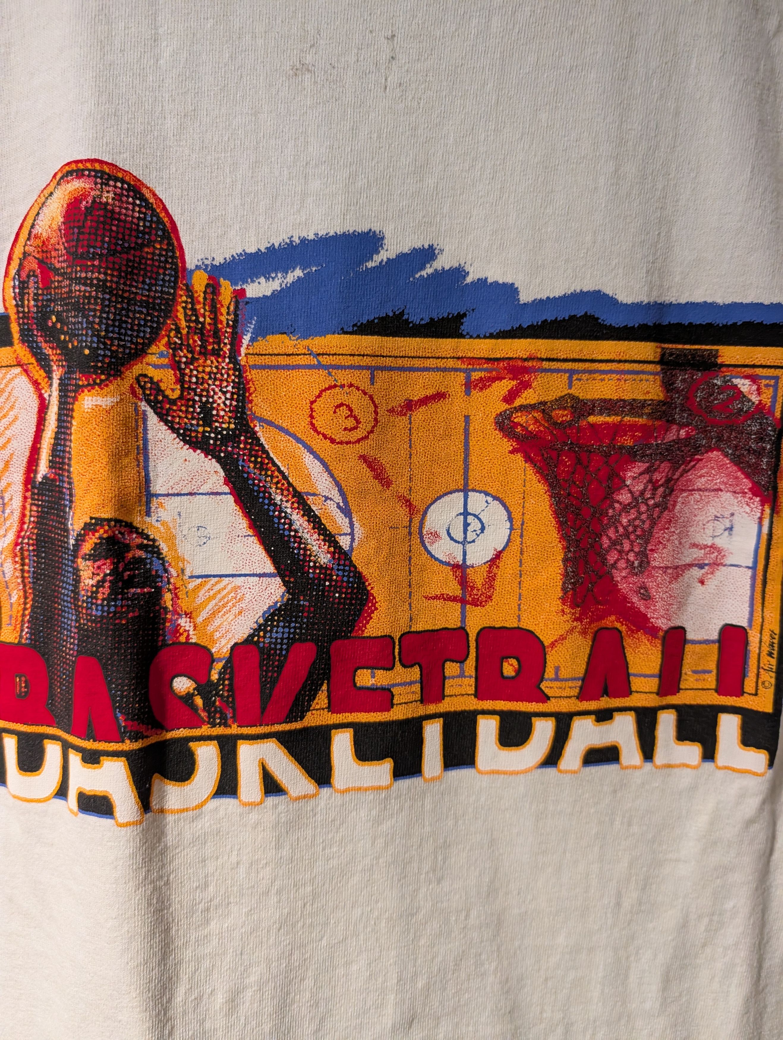 Vintage Vintage 90s Basketball Graphic T-Shirt Sports Hoop Shooter Size US XL / EU 56 / 4 - 2 Thumbnail