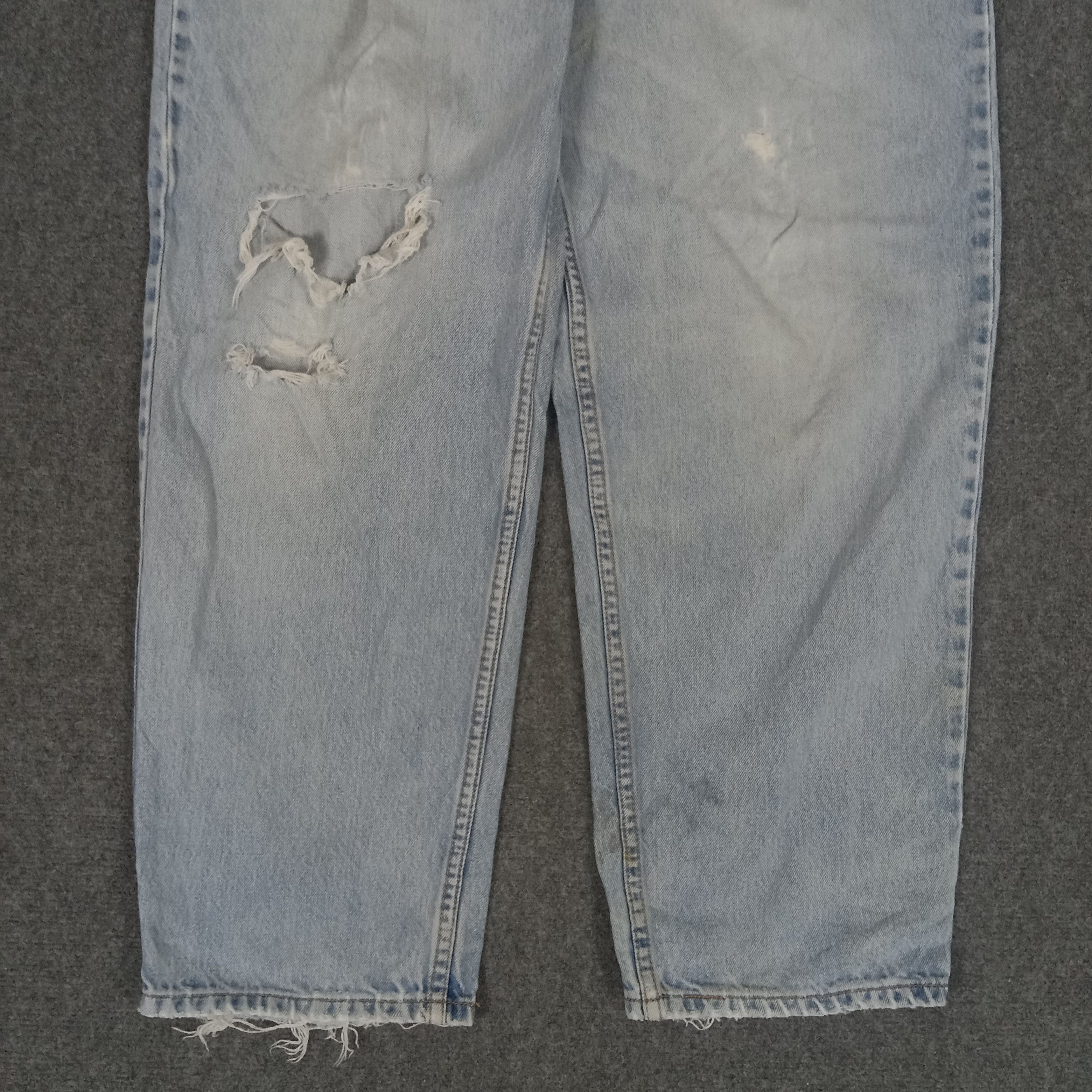 Levi's Levi's 560 Grunge Style Distressed Denim Jeans Size US 35 - 6 Thumbnail