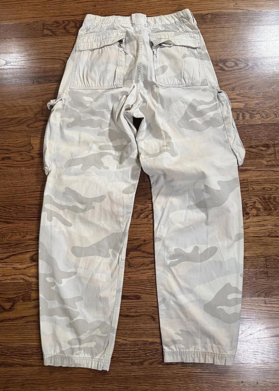 Gap Vintage Gap Camo Cargo Pants (Size 32 x 32) Size US 32 / EU 48 - 2 Thumbnail