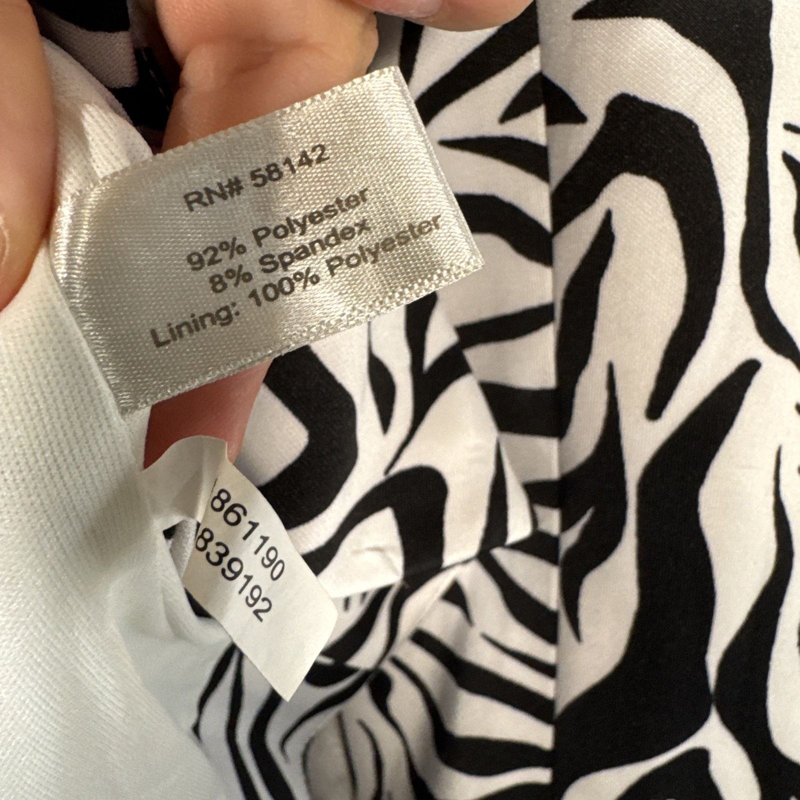 Boston Proper Boston Proper Zebra Print Fitted Blazer Jacket 6 Black and W Size M / US 6-8 / IT 42-44 - 3 Thumbnail