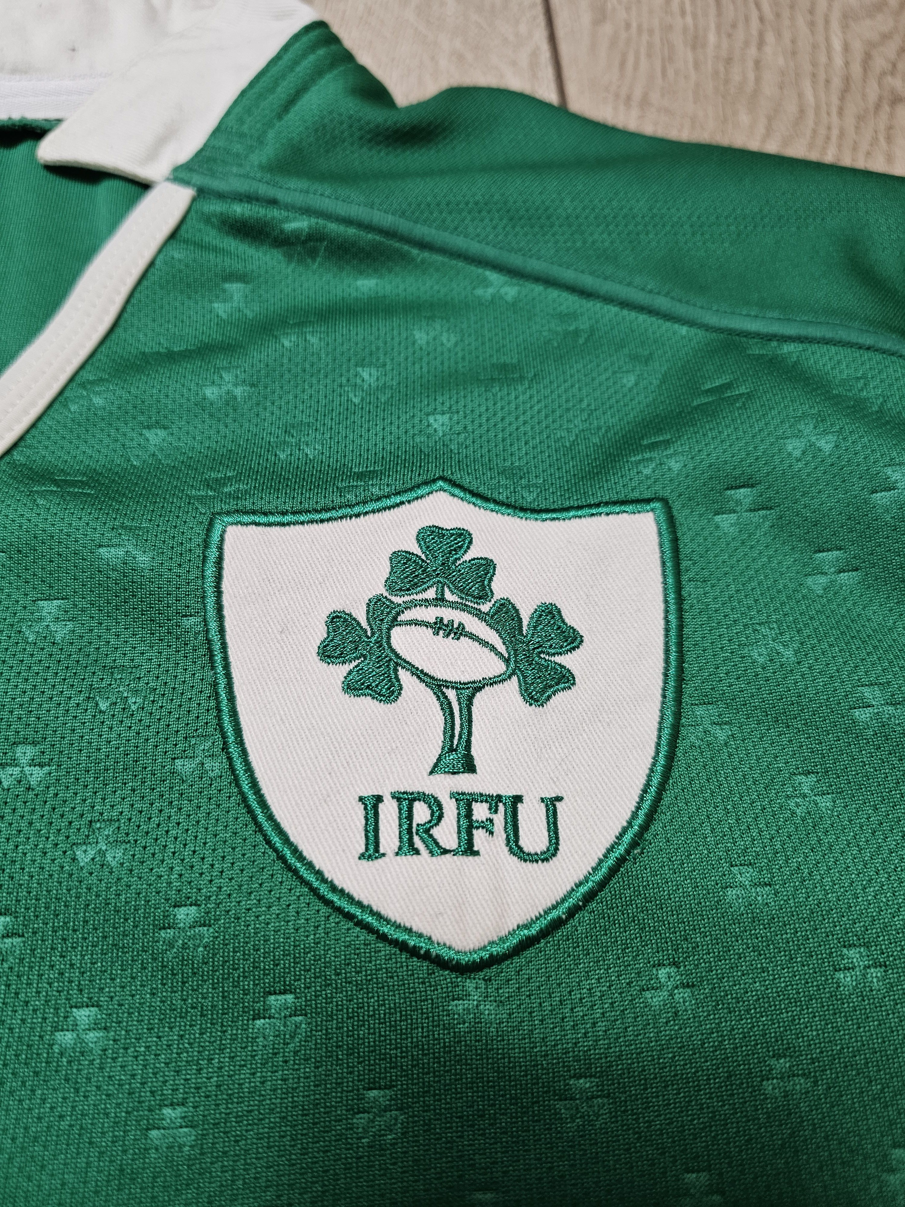 Canterbury of New Zealand IRELAND RUGBY JERSEY IRFU RUGBY SHIRT IRELAND JERSEY Size US L / EU 52-54 / 3 - 4 Thumbnail