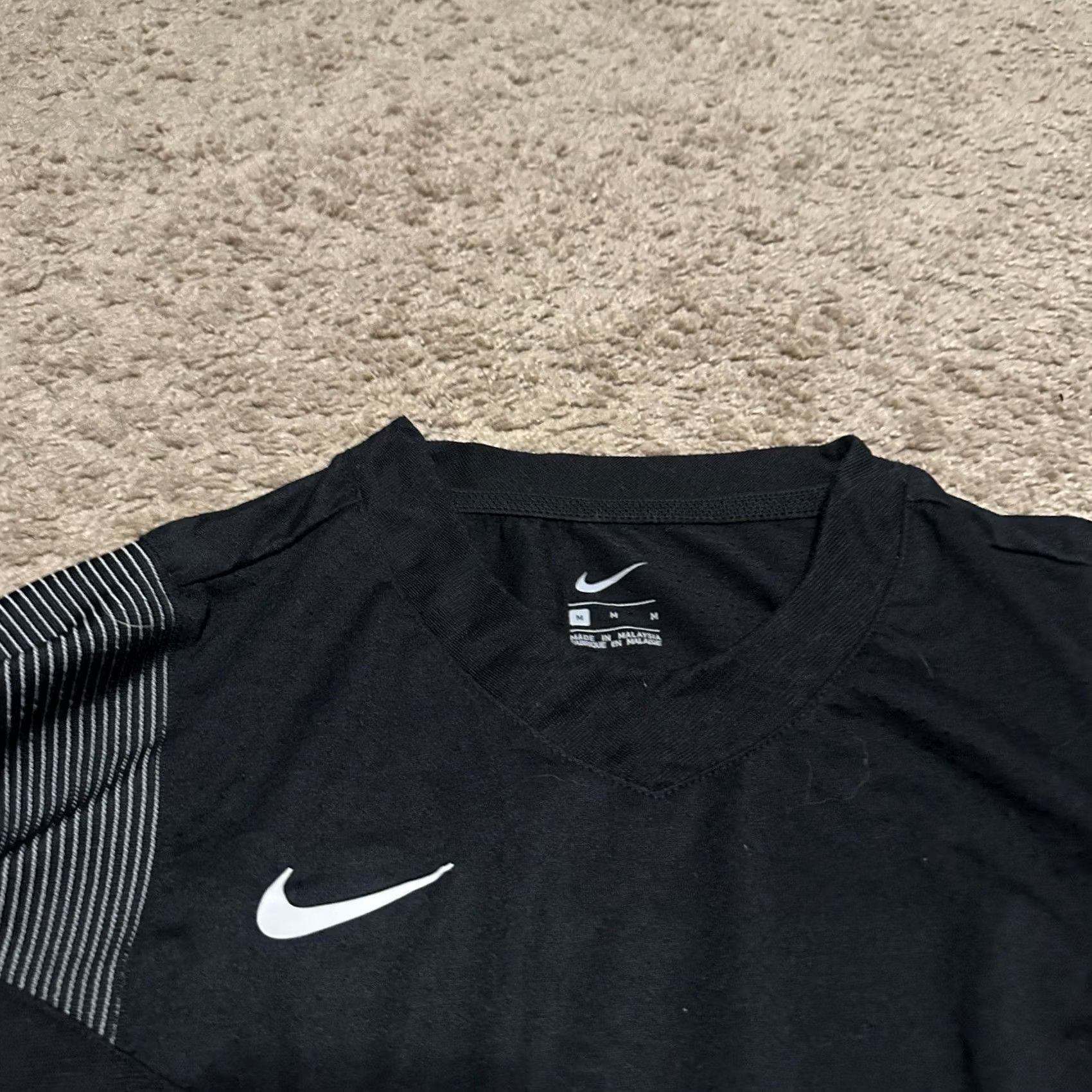 Nike Nike Shirt Men’s Medium Dri-Fit Team Player Long Sleeve Performance Black Size US M / EU 48-50 / 2 - 2 Thumbnail