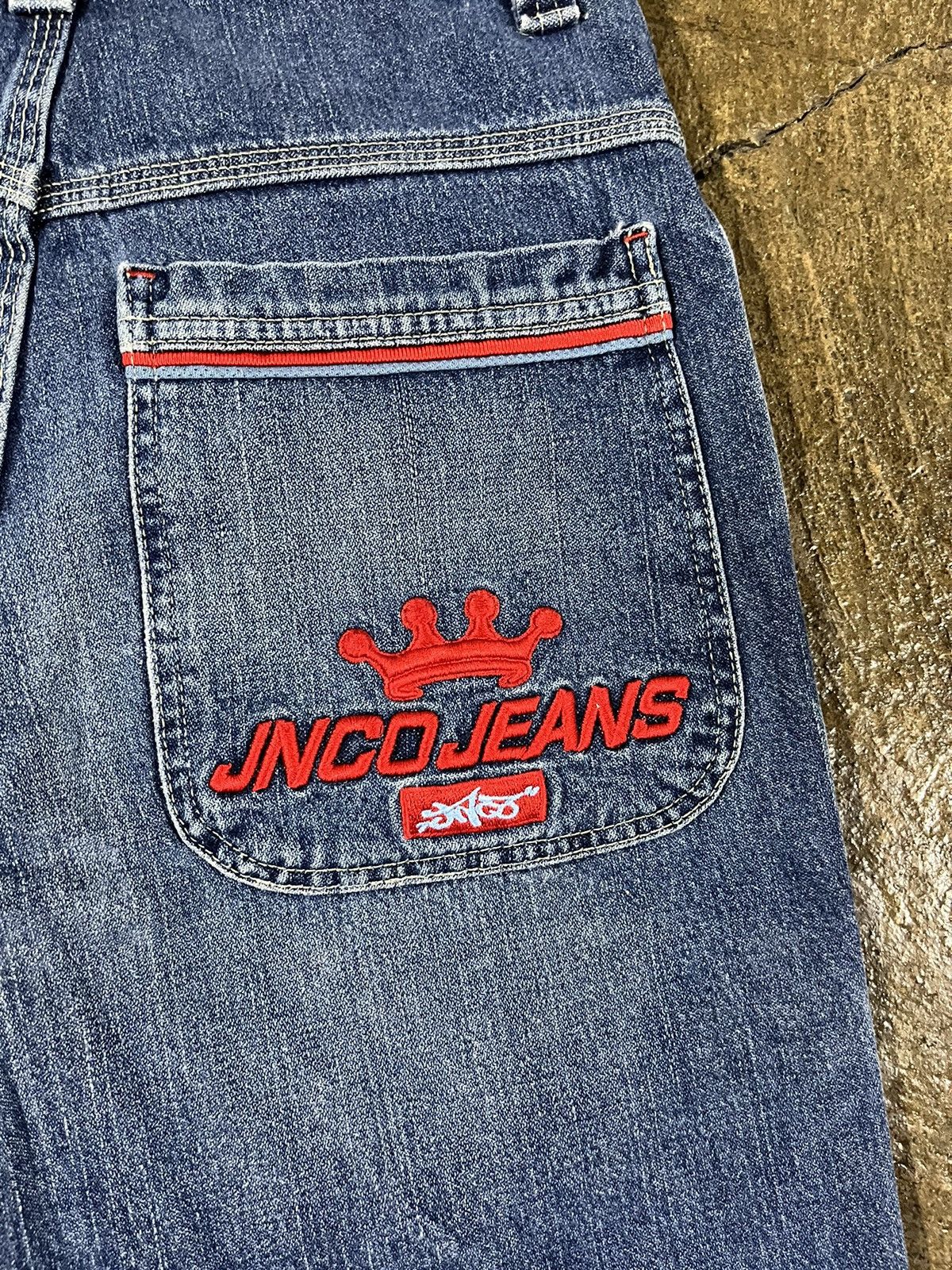 JNCO × Vintage Crazy Vintage Y2K JNCO Jorts Crown Embroidered Grunge Shorts Size US 27 - 5 Thumbnail