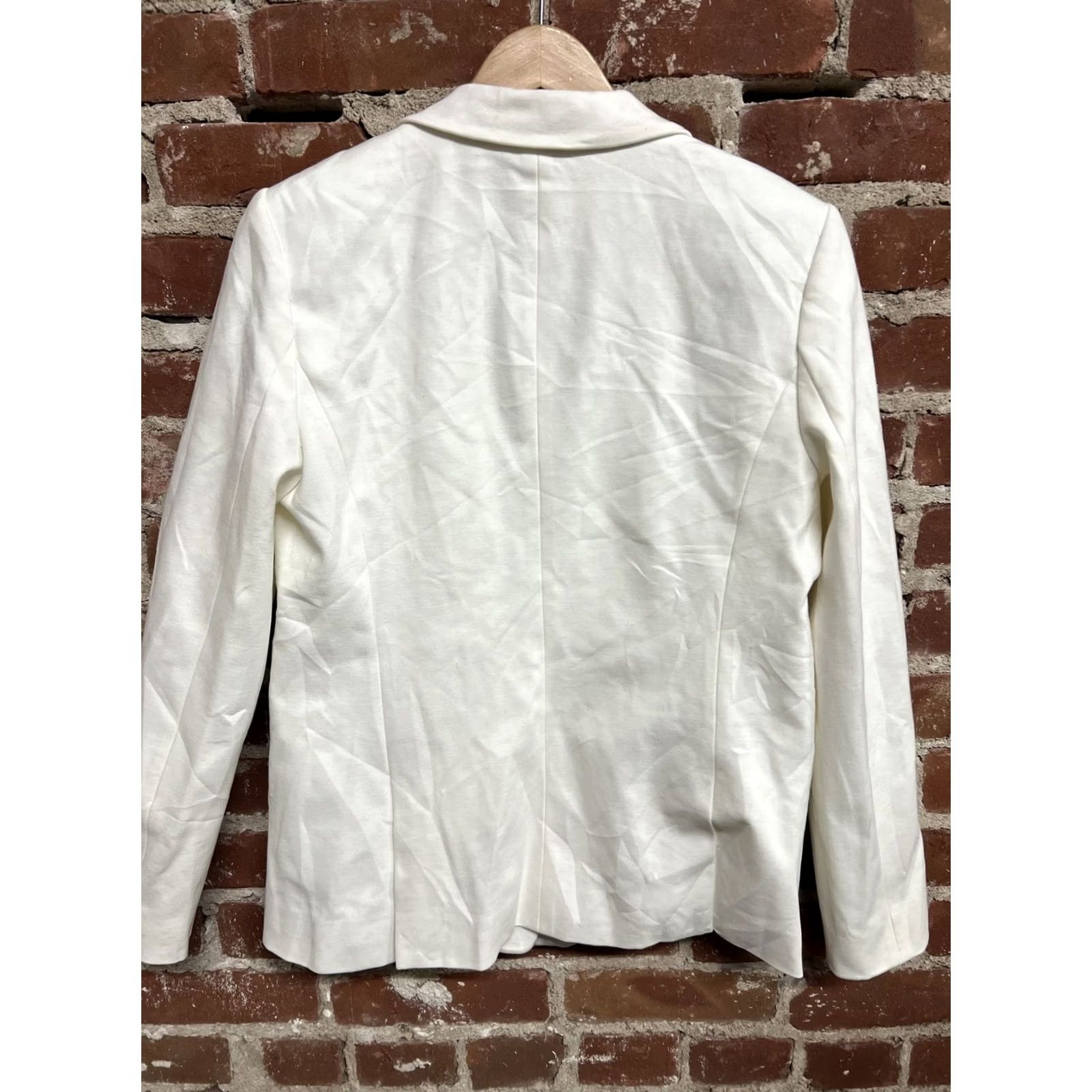 Vintage Tahari Womens White Long Sleeve Blazer Size 10 Rayon Nylon Size L / US 10 / IT 46 - 3 Thumbnail