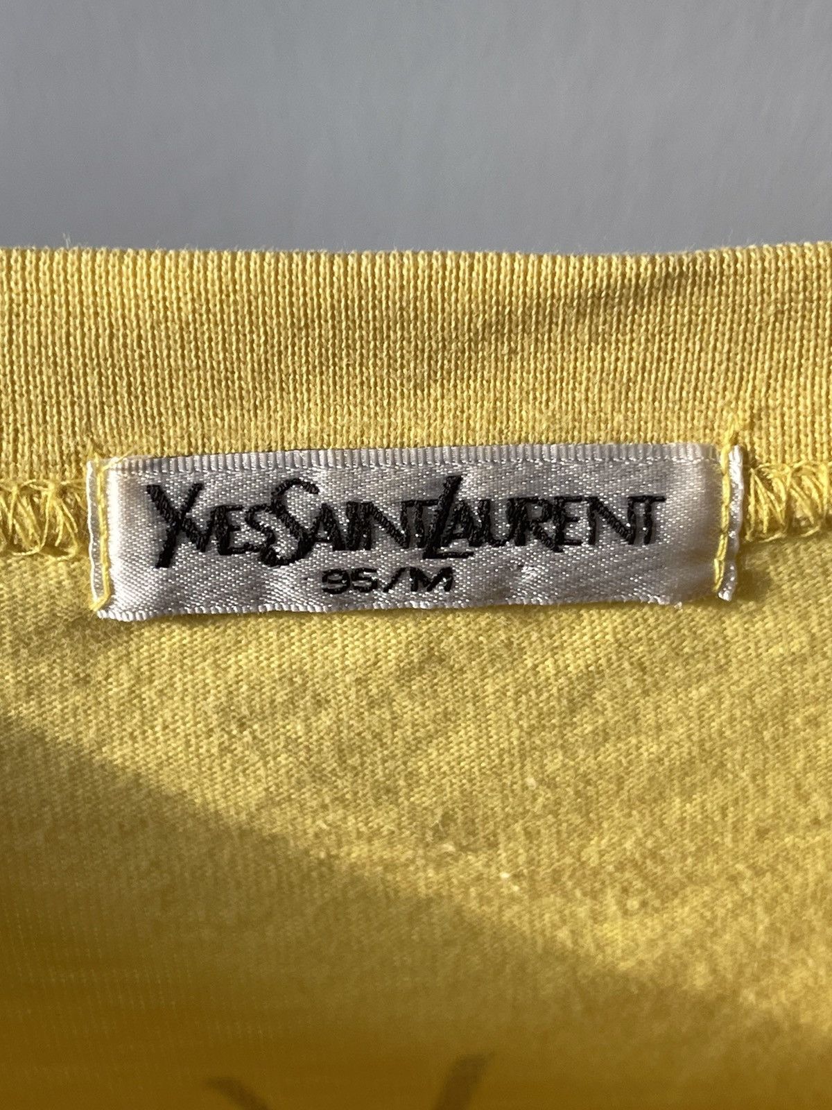 Yves Saint Laurent 90s Yves Saint Laurent Paris Back Logo Tee Size US M / EU 48-50 / 2 - 9 Thumbnail