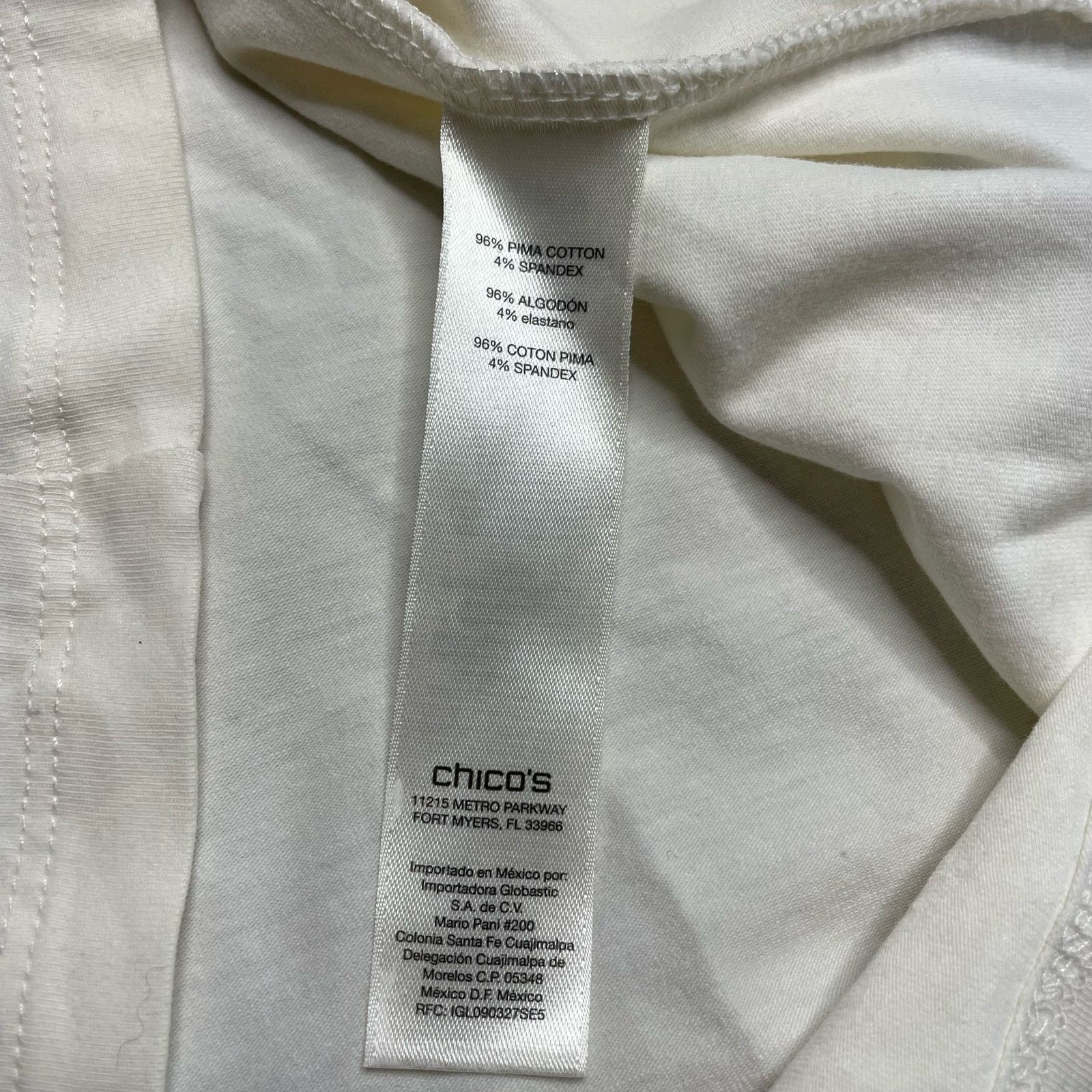 Chicos Chico’s The Ultimate Tee Size L / US 10 / IT 46 - 4 Thumbnail