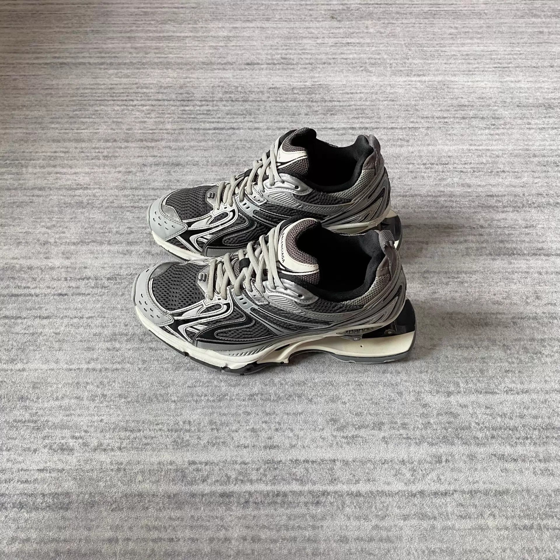 Balenciaga Balenciaga X-Pander Gray Sneaker Size US 9 / IT 39 - 3 Thumbnail
