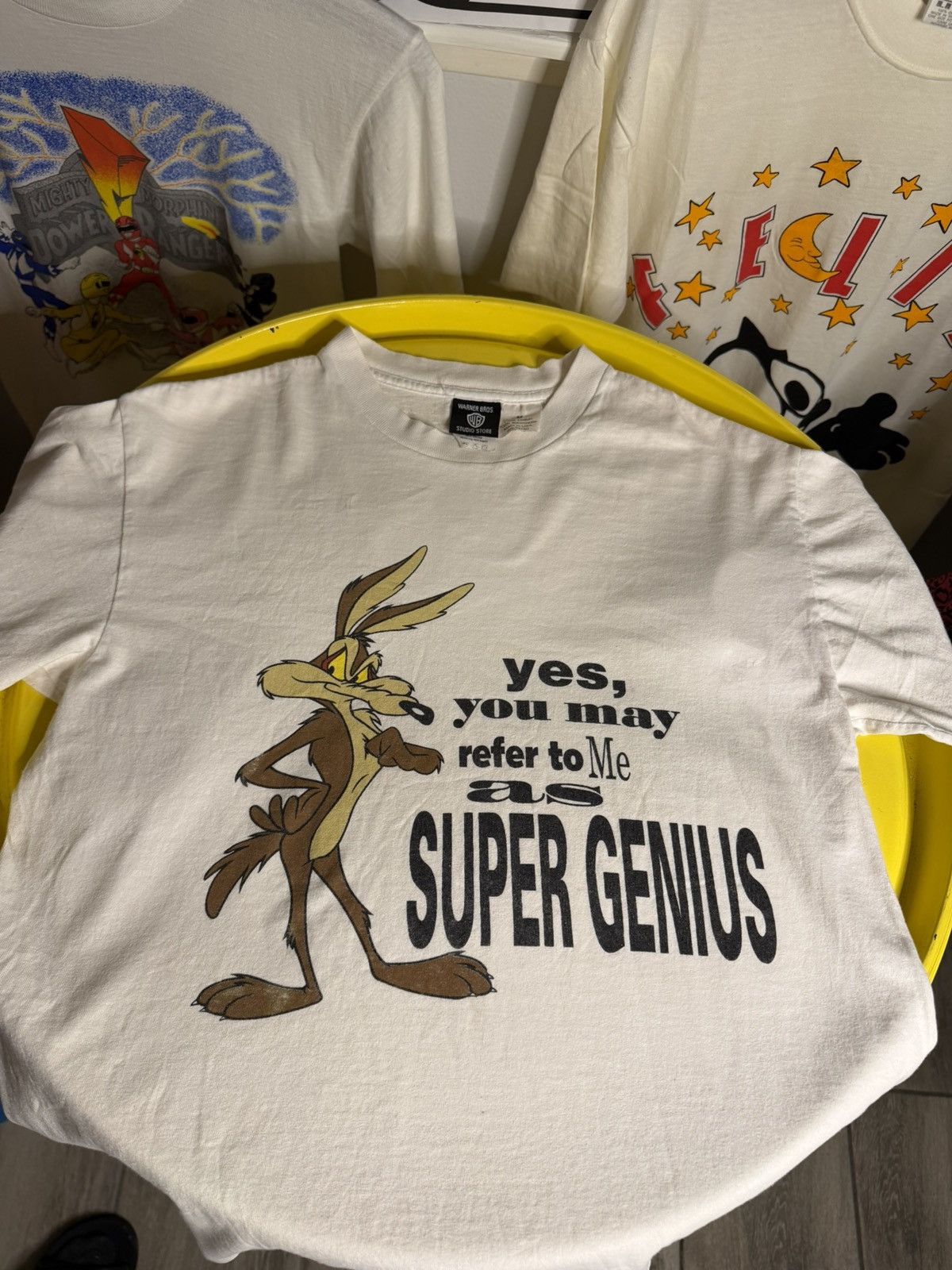 Vintage 1990s Looney toons Wil E Cyote single stitch vintage T-shirt Size US M / EU 48-50 / 2 - 3 Thumbnail