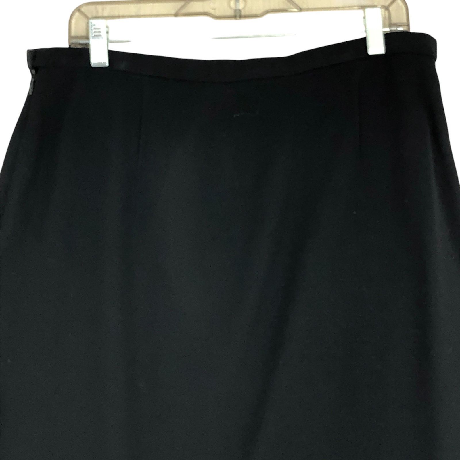 Giorgio Armani Giorgia Armani Size 44 US 8 Skirt A Line Career Size Zip Size 30" / US 8 / IT 44 - 9 Thumbnail