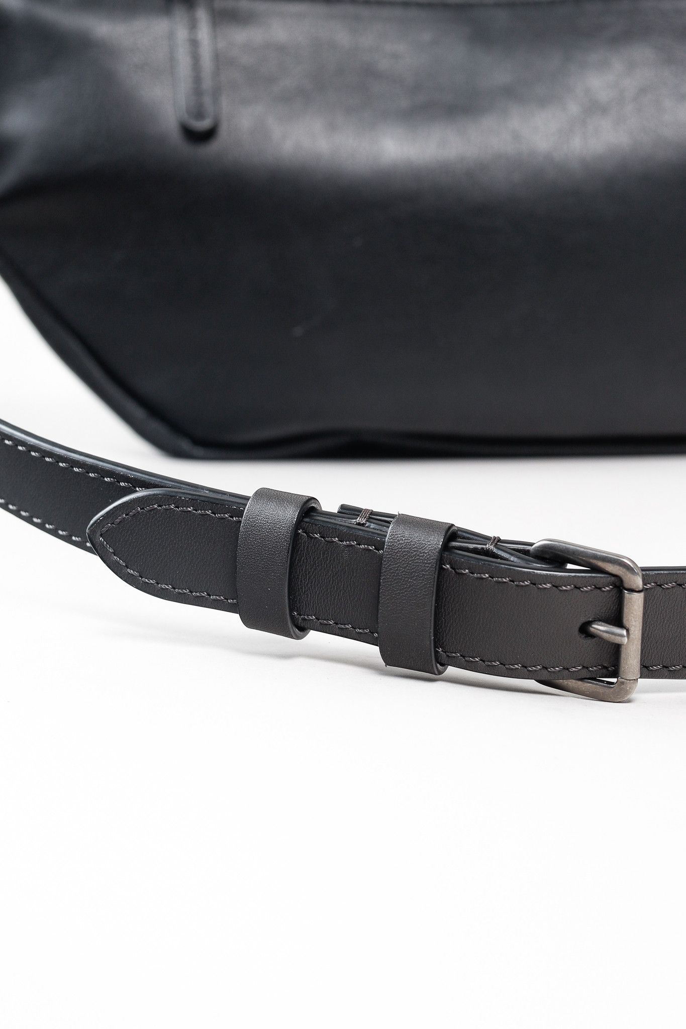 Brunello Cucinelli Brunello Cucinelli Black Leather Monili Crossbody Belt Bag Size ONE SIZE - 7 Thumbnail