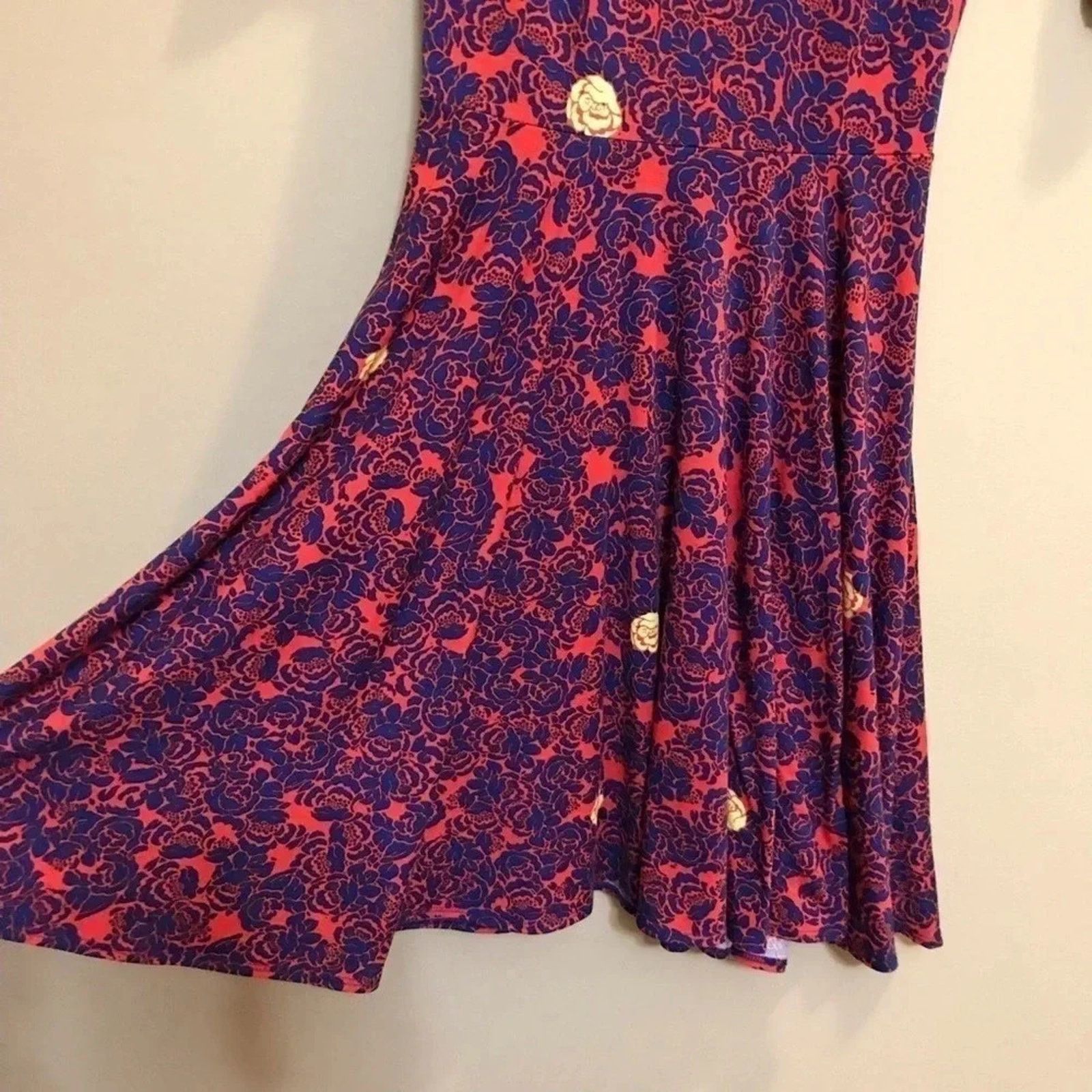 Other Lularoe S Limited Edition Unicorn Red Floral Nicole dress Size S / US 4 / IT 40 - 11 Thumbnail