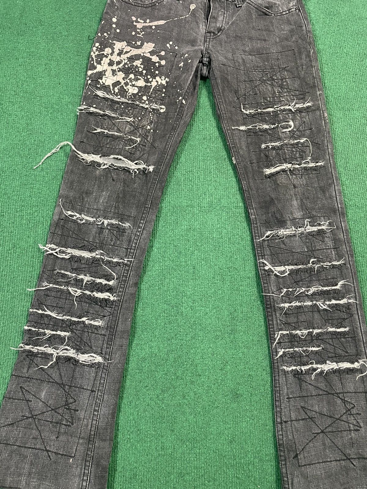 Hysteric Glamour Vintage Hysteric Glamour Ripped Jeans Size US 30 / EU 46 - 1 Thumbnail