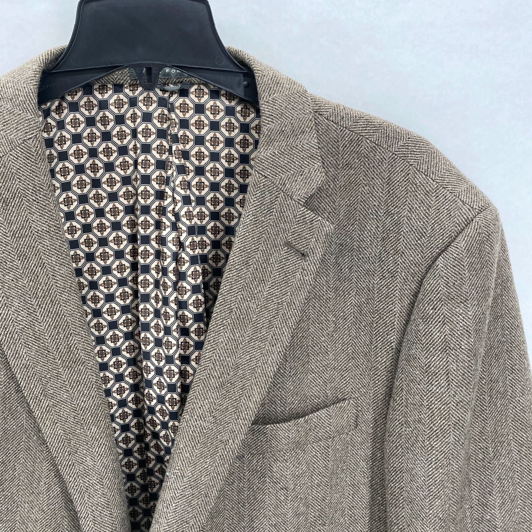 Vintage INDOCHINO Newbury 66 Blazer Jacket Mens 48 Brown Wool Herringbone NWT Sport Coat Jacket Mens 48 Brown Wool Herringbone NWT Size 48R - 5 Thumbnail