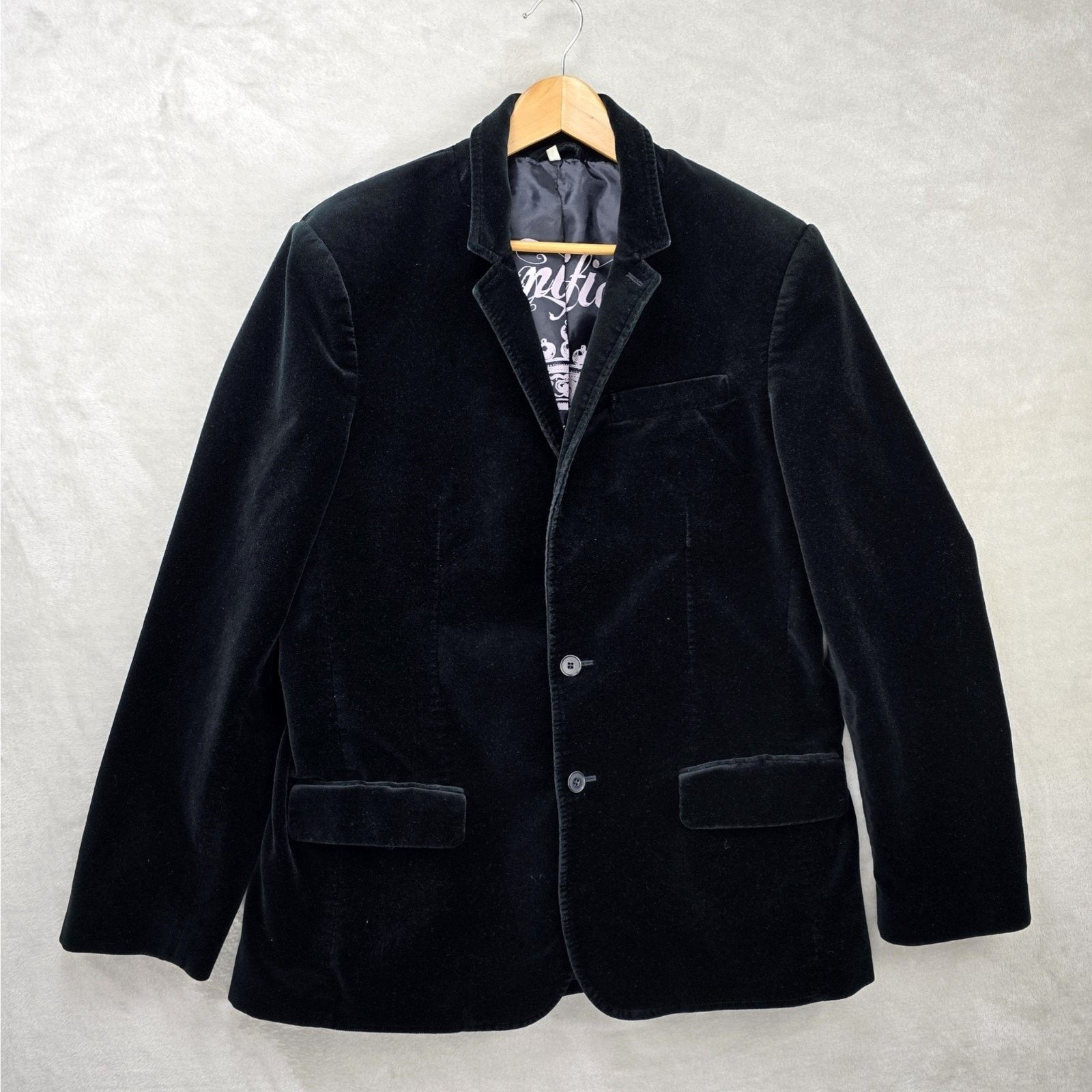 Juicy Couture Black Velvet Jacket Sz 44 IMagnificent Skull