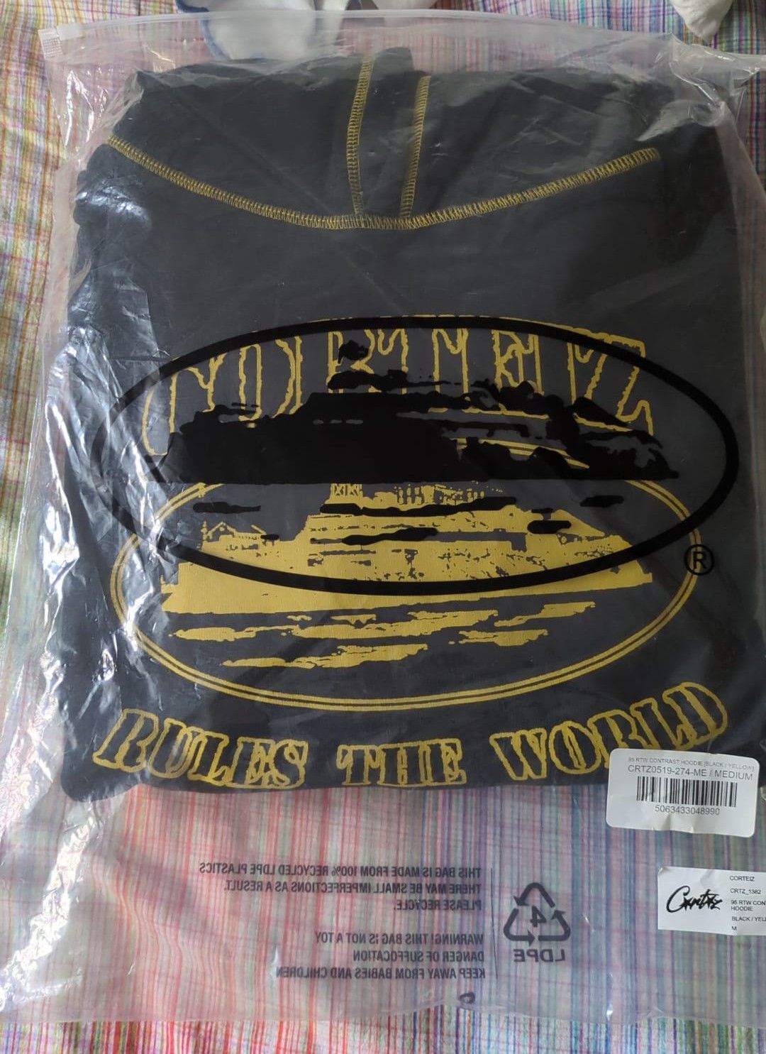 Corteiz Corteiz Alcatraz Contrast Hoodie Black/Yellow Size US M / EU 48-50 / 2 - 8 Thumbnail