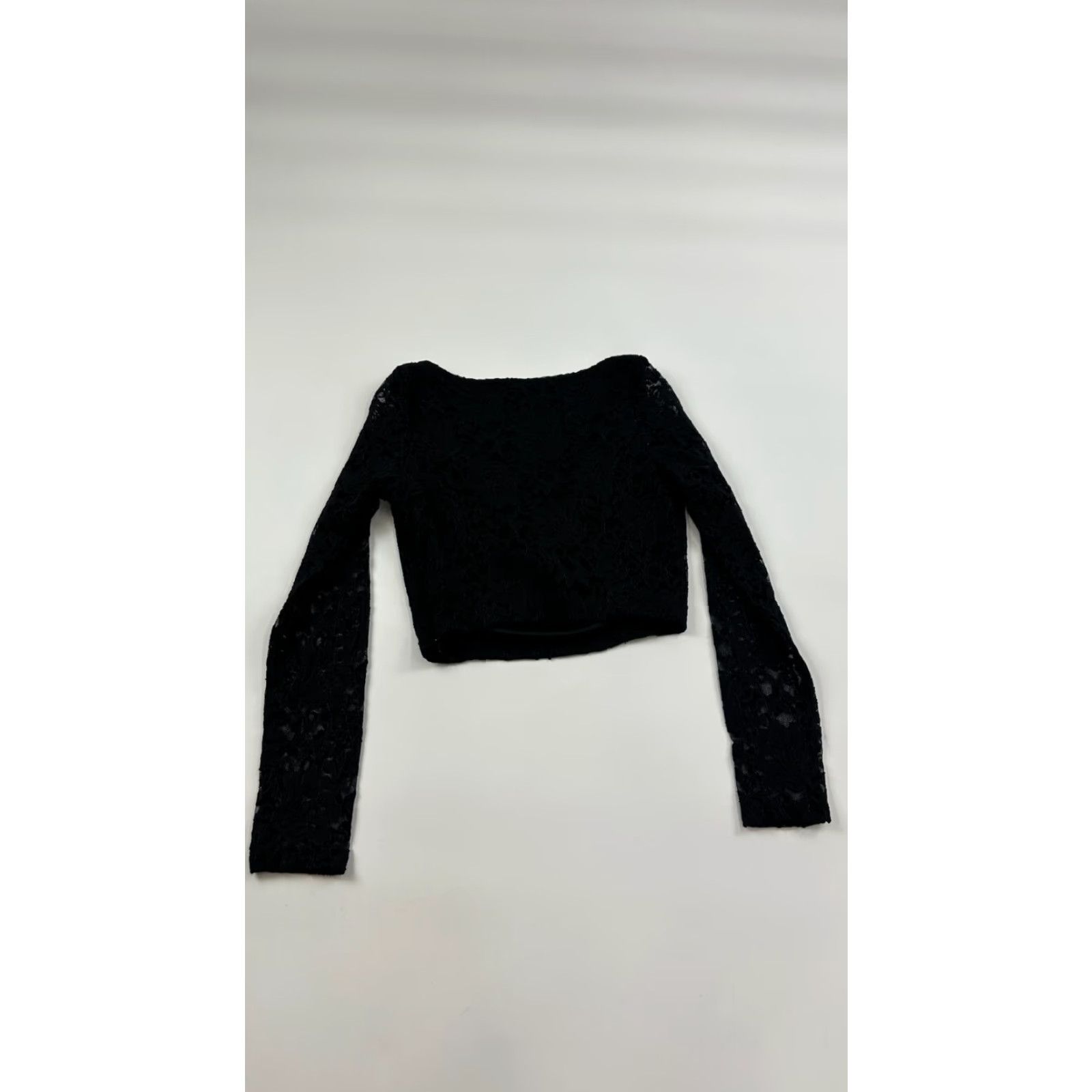 Vintage Windsor Black Floral Lace Cropped Blouse Womens Medium Long Sleeve V-Neck Casual Outdoor Size M / US 6-8 / IT 42-44 - 5 Thumbnail