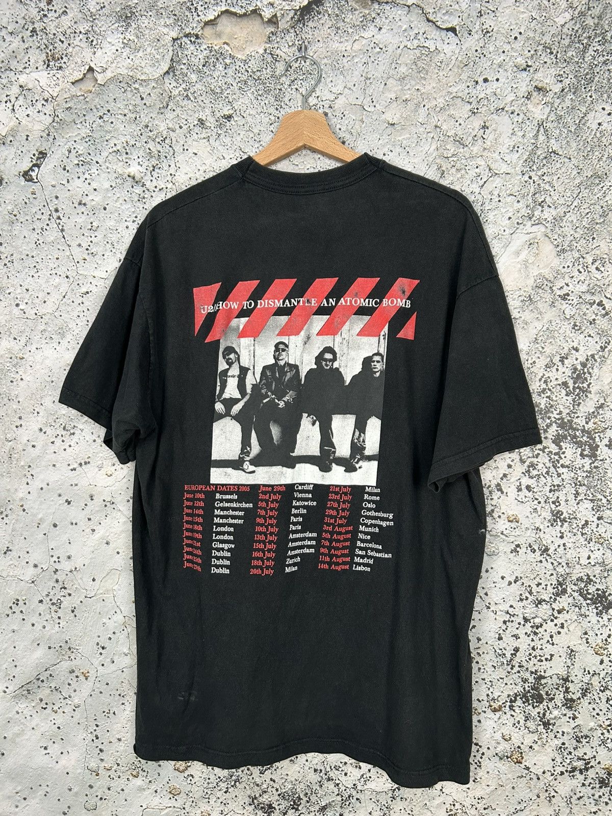Band Tees Vintage U2 2005 Tour Graphic Tee Rock Band Size US L / EU 52-54 / 3 - 2 Thumbnail