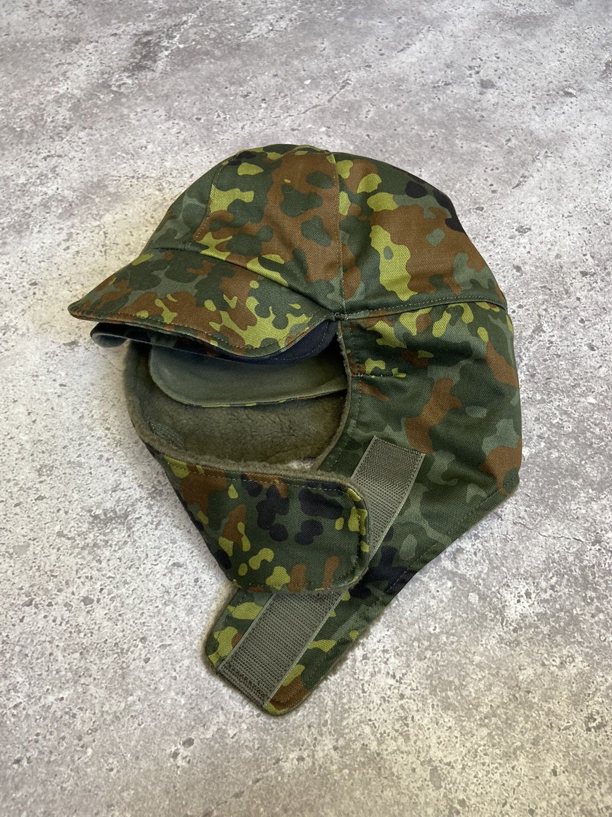 Vintage Vintage 1995 Army Ushanka Military Hat Size ONE SIZE - 1 Thumbnail
