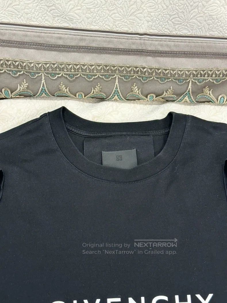 Givenchy Givenchy SS21 Oversized Logo Print Round Neck Short Sleeve Size US S / EU 44-46 / 1 - 2 Thumbnail