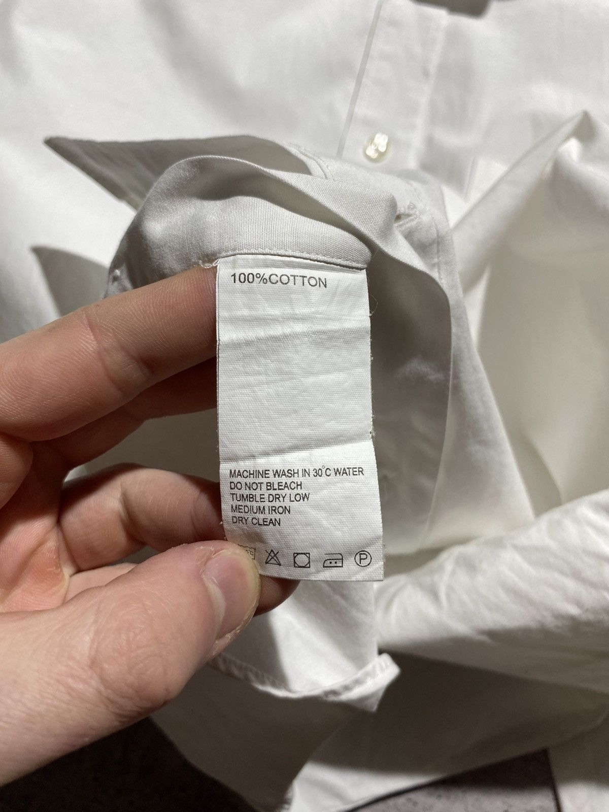 Balenciaga Balenciaga rare luxury shirt Size US M / EU 48-50 / 2 - 13 Thumbnail