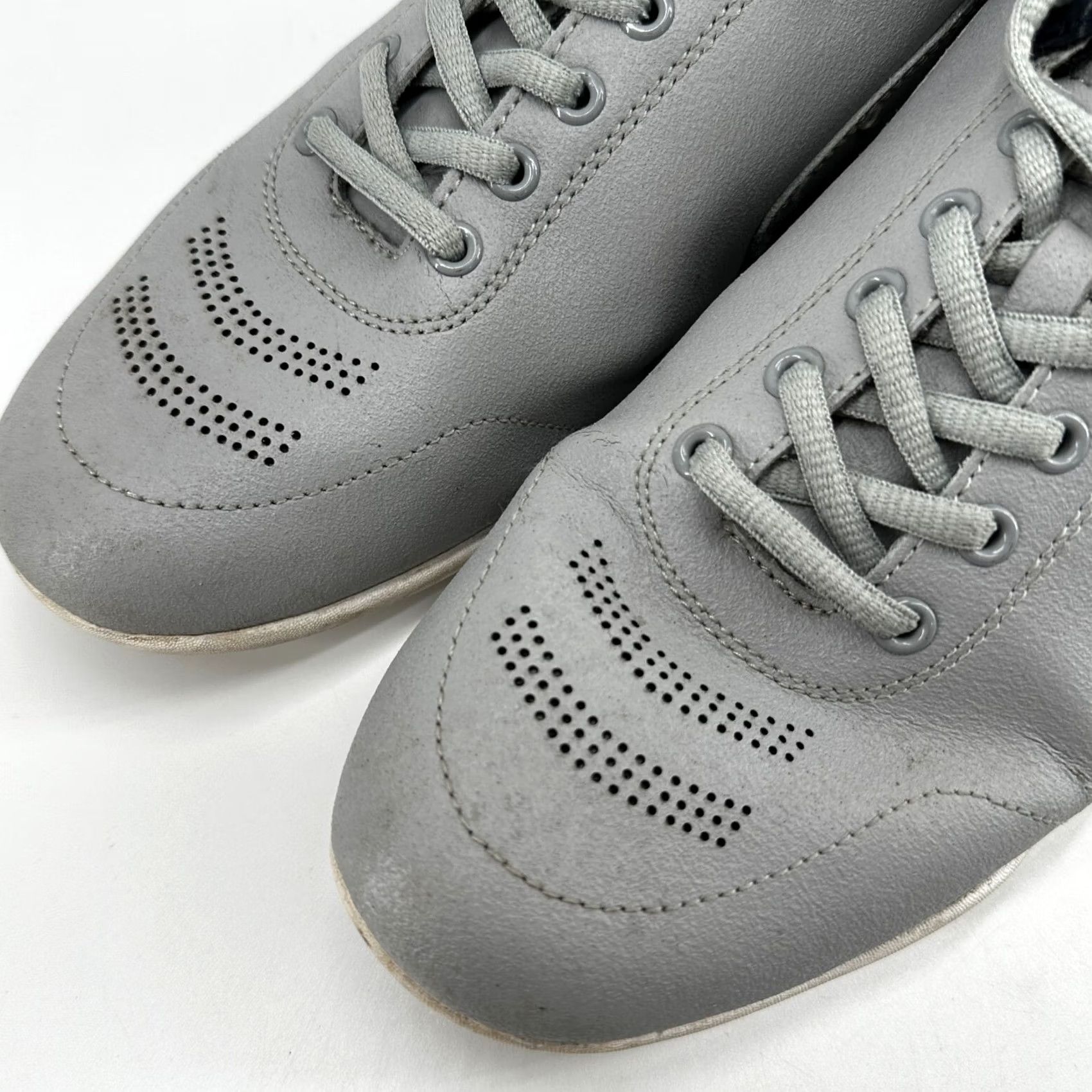 Vintage Akin Limited Edition Shift Athletic Sneaker Gray Men's 9.5 Lace Up Low Top Shoes Size US M / EU 48-50 / 2 - 3 Thumbnail