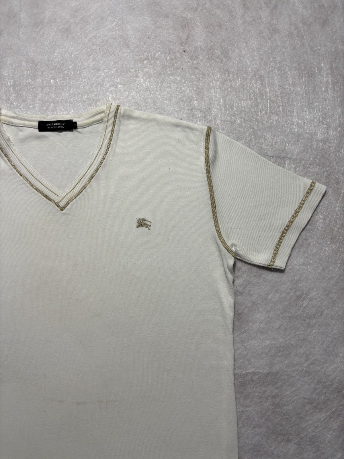 Burberry Burberry Tshirt Size US M / EU 48-50 / 2 - 2 Thumbnail