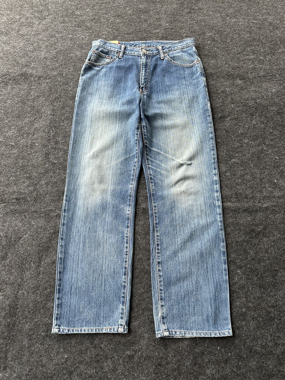Edwin Edwin Us Classic Scovill Button Washed Vintage Denim D508 Size US 32 / EU 48 - 1 Thumbnail