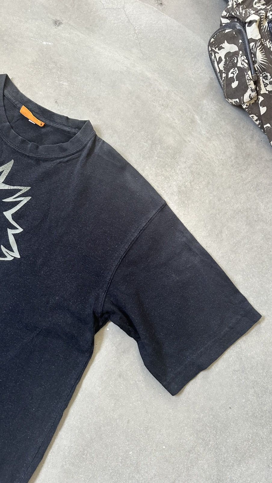 Japanese Brand VINTAGE MISCHIEVOUS SKUNK WELL FADED TEE Size US M / EU 48-50 / 2 - 4 Thumbnail