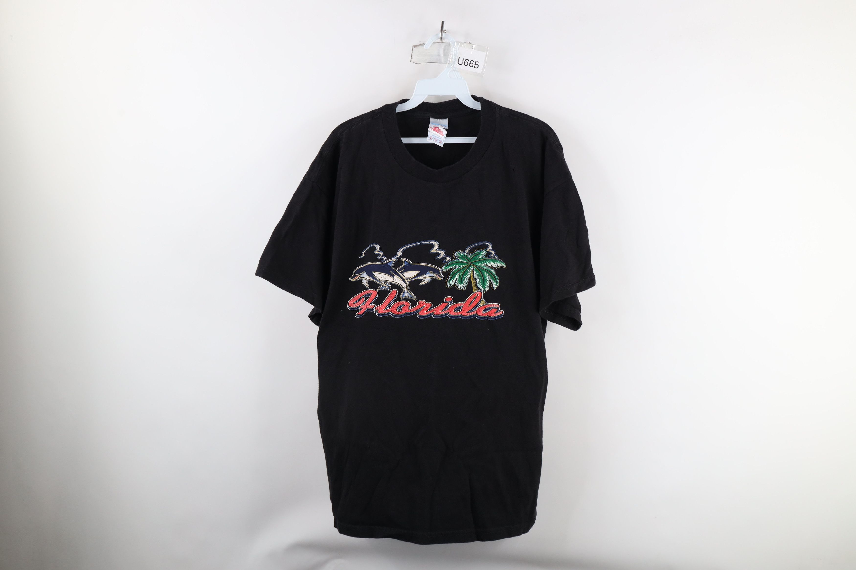Vintage Vintage 90s Streetwear Out Florida Dolphin Beach T-Shirt Size US XL / EU 56 / 4 - 1 Thumbnail