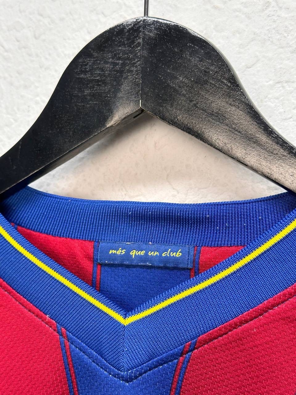 Nike FC Barcelona 2009–10 Home Jersey Piqué #3 Nike Era Champion Size US S / EU 44-46 / 1 - 8 Thumbnail