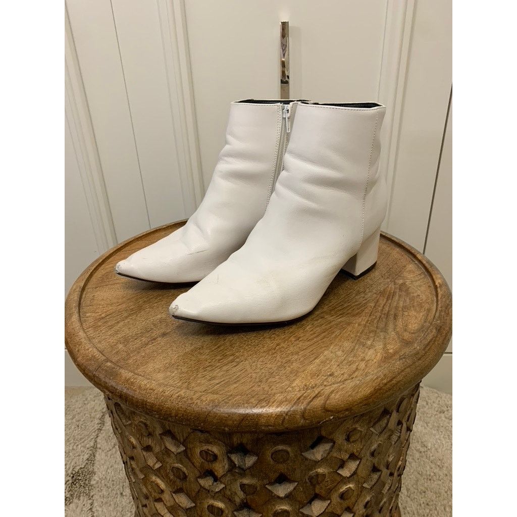 Shein SHEIN Women's White Ankle Booties Size 10 Block Heel Casual Size US 10 / IT 40 - 1 Thumbnail