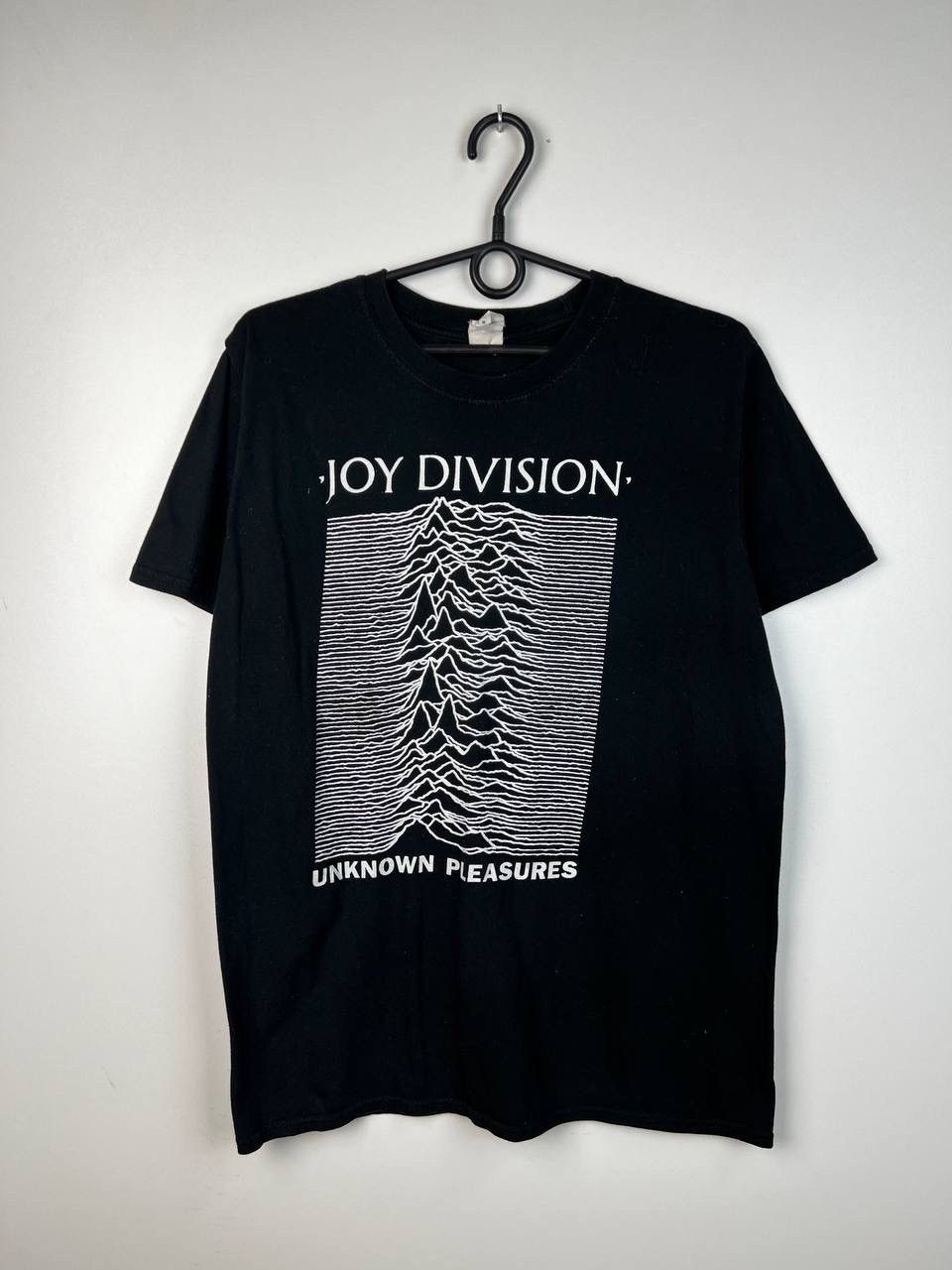 Vintage Joy Division Unknown Pleasures band vintage t-shirts size M Size US M / EU 48-50 / 2 - 1 Thumbnail