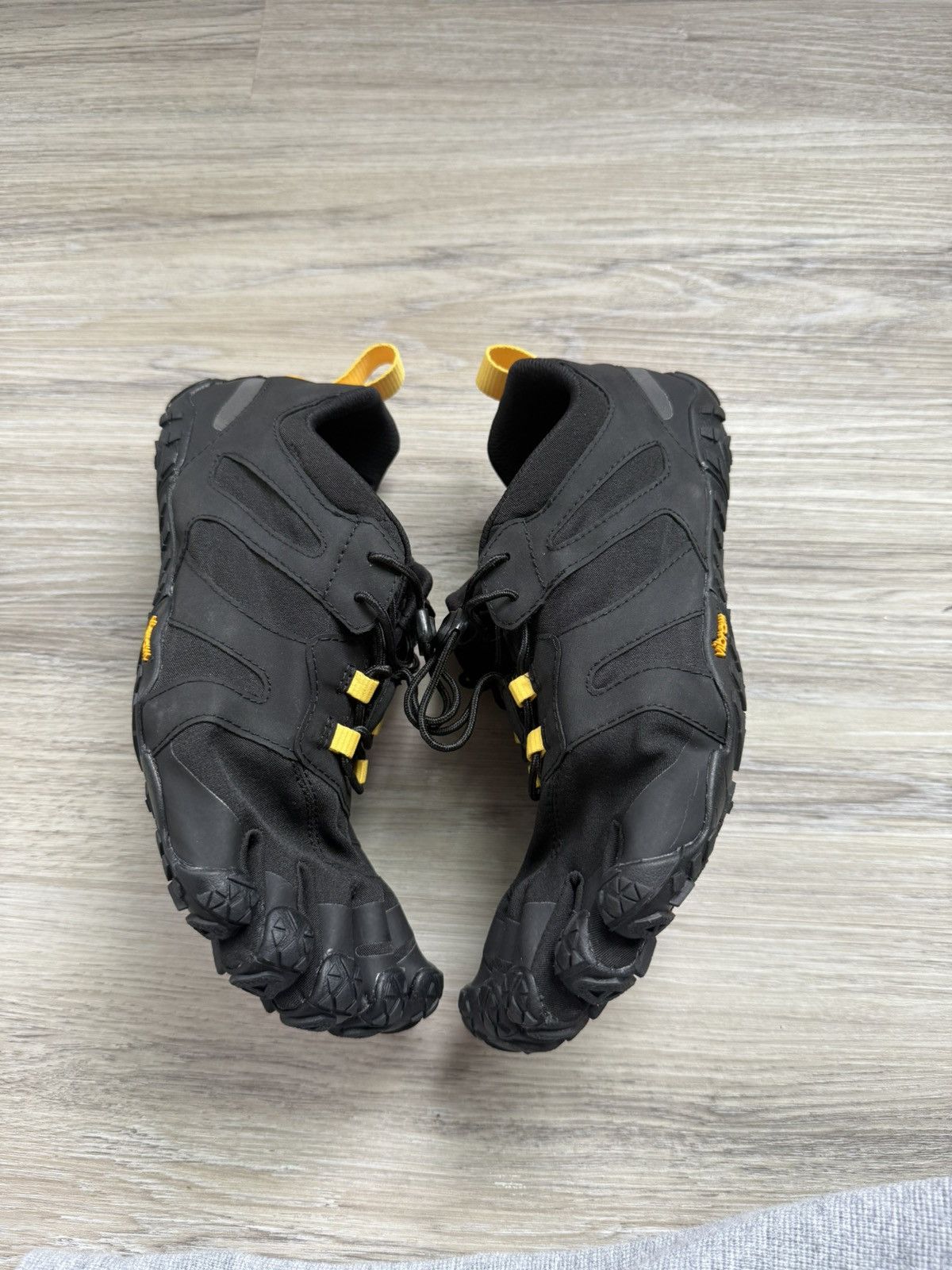 Vibram Vibram V-Trail 2.0 Five Fingers Size US 8 / EU 41 - 2 Thumbnail