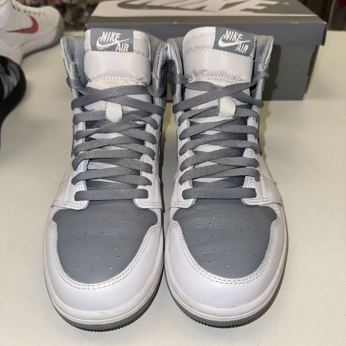 Jordan Brand × Nike Size 8 - Jordan 1 Retro High OG Stealth Size US 8 / EU 41 - 4 Thumbnail