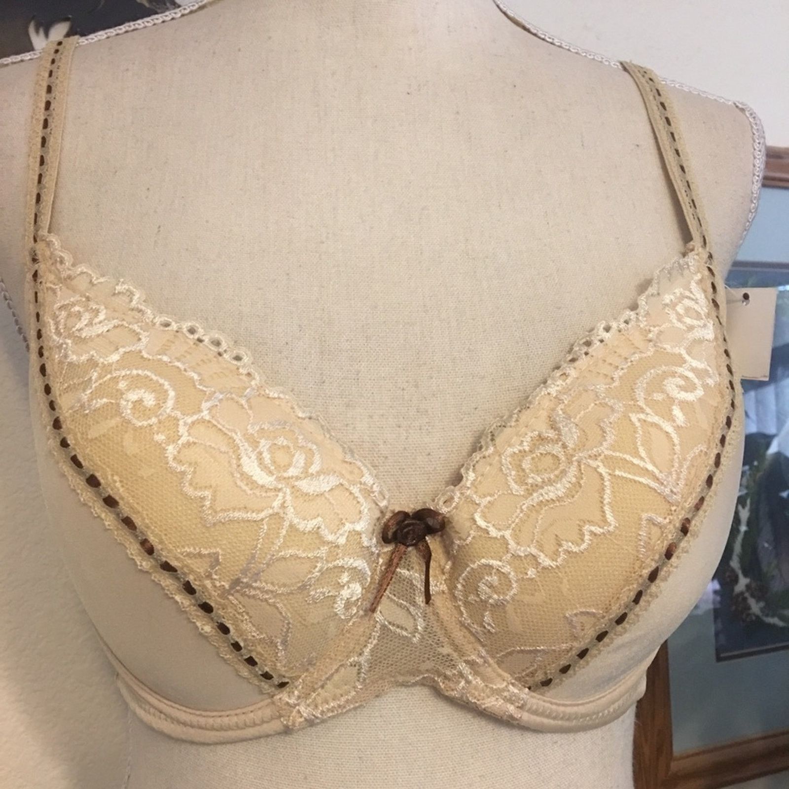 Other New York Elegance lace detail bra NWT 38C Size ONE SIZE - 3 Thumbnail