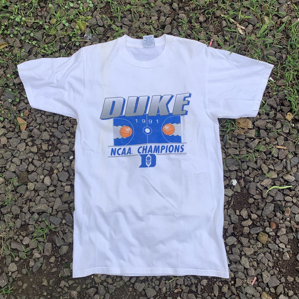 Vintage Vintage Duke Ncaa Champions 1991 Basketball Tee Size US S / EU 44-46 / 1 - 1 Thumbnail