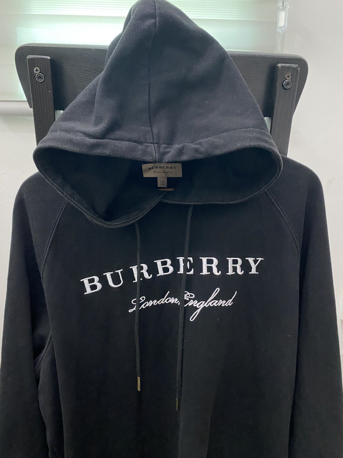 Burberry Burberry Hoodies big logo (code:D) Size US M / EU 48-50 / 2 - 4 Thumbnail
