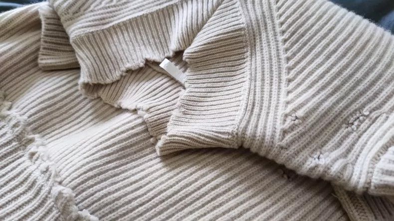 Helmut Lang HELMUT LANG Pioneer open hole V neck wool sweater for men Size US XS / EU 42 / 0 - 9 Thumbnail