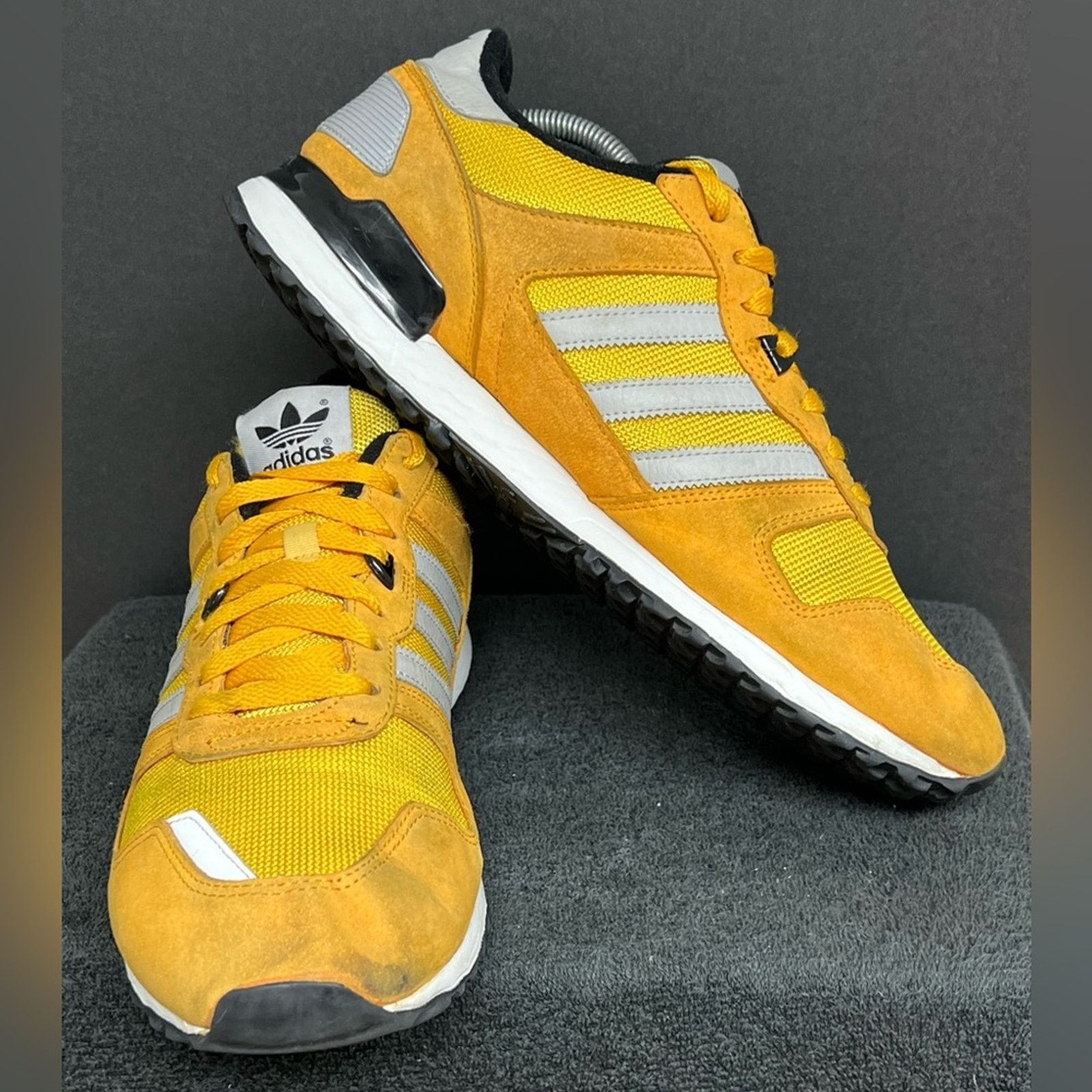 Adidas zx 700 collegiate online