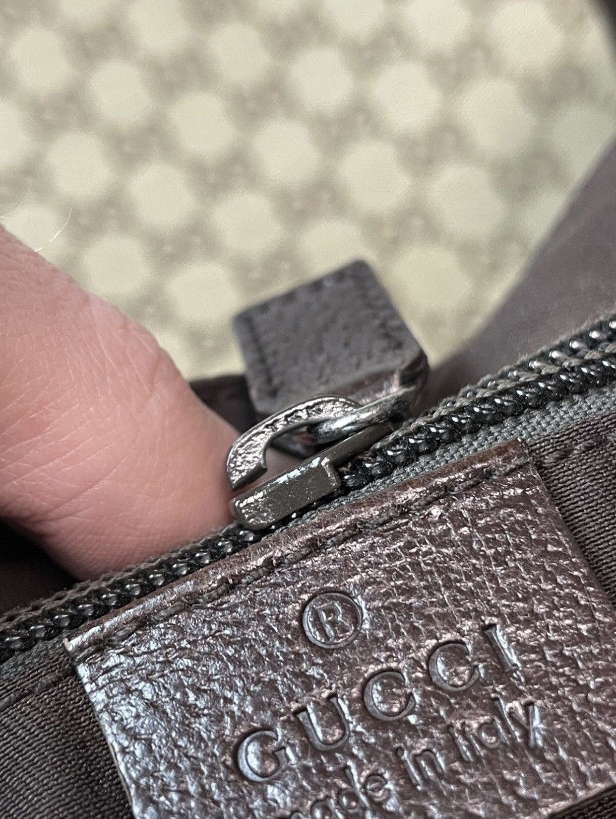 Gucci × Vintage 🔥Gucci vintage Monogram big messenger /shoulder Bag 🔥 Size ONE SIZE - 17 Thumbnail