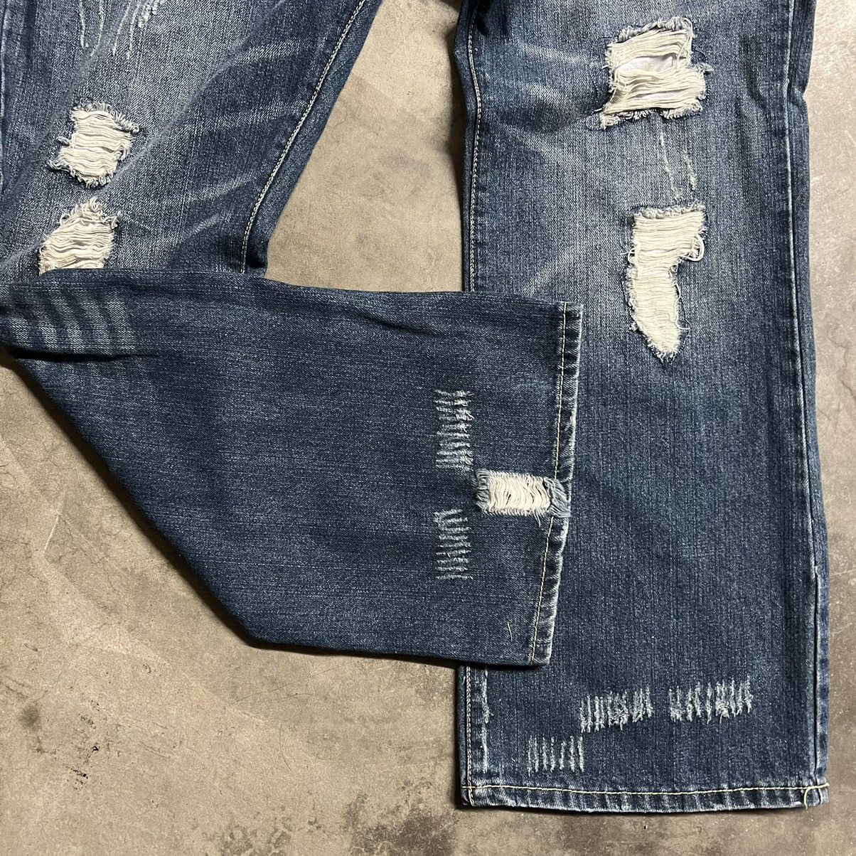 Affliction × Ed Hardy × Southpole Vintage Franky Max Distressed Flare Embroidered Denim Jeans Size US 38 / EU 54 - 8 Thumbnail