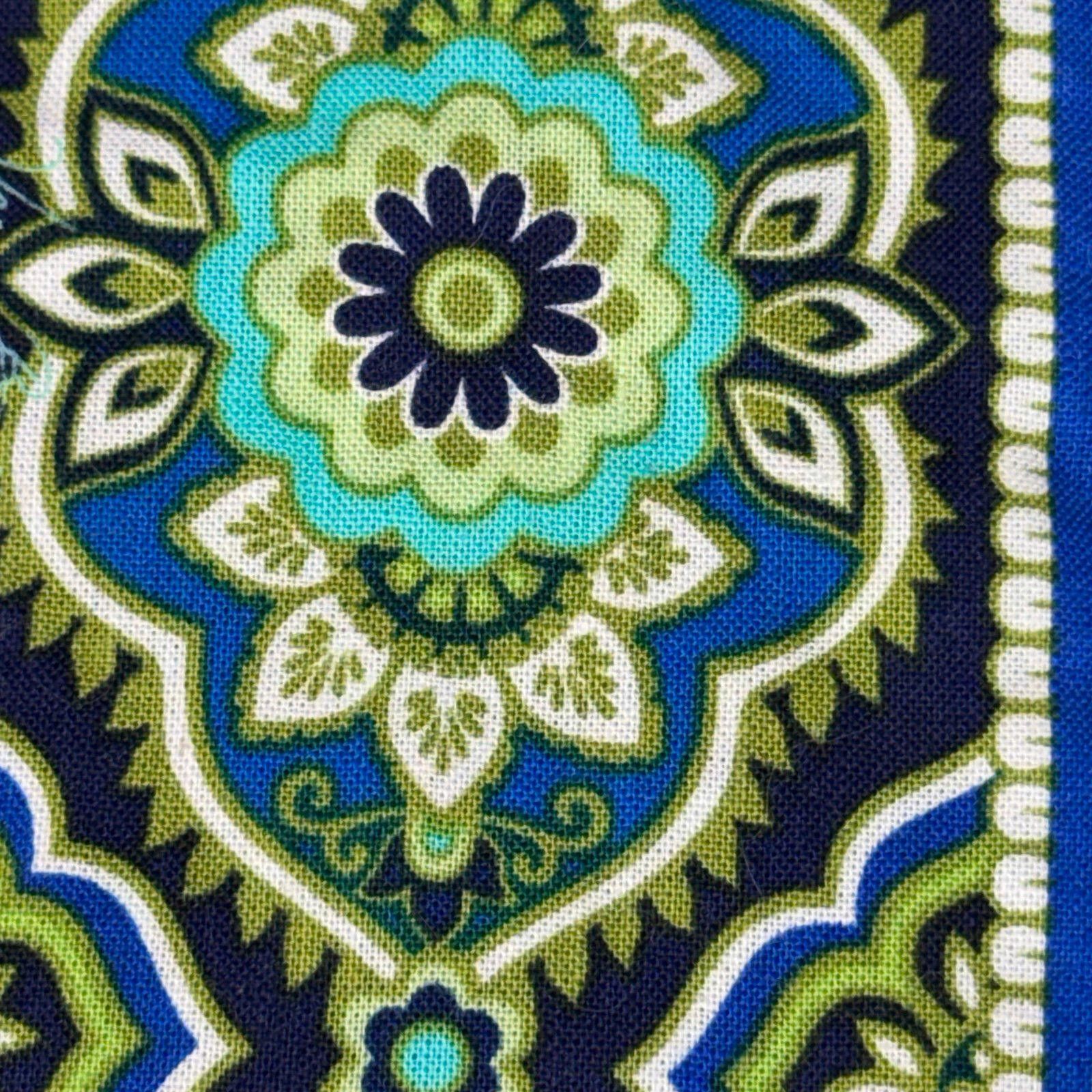 Other Vera Bradley Quilted Cosmetic Bag in Blue and Green Paisley Size ONE SIZE - 4 Thumbnail