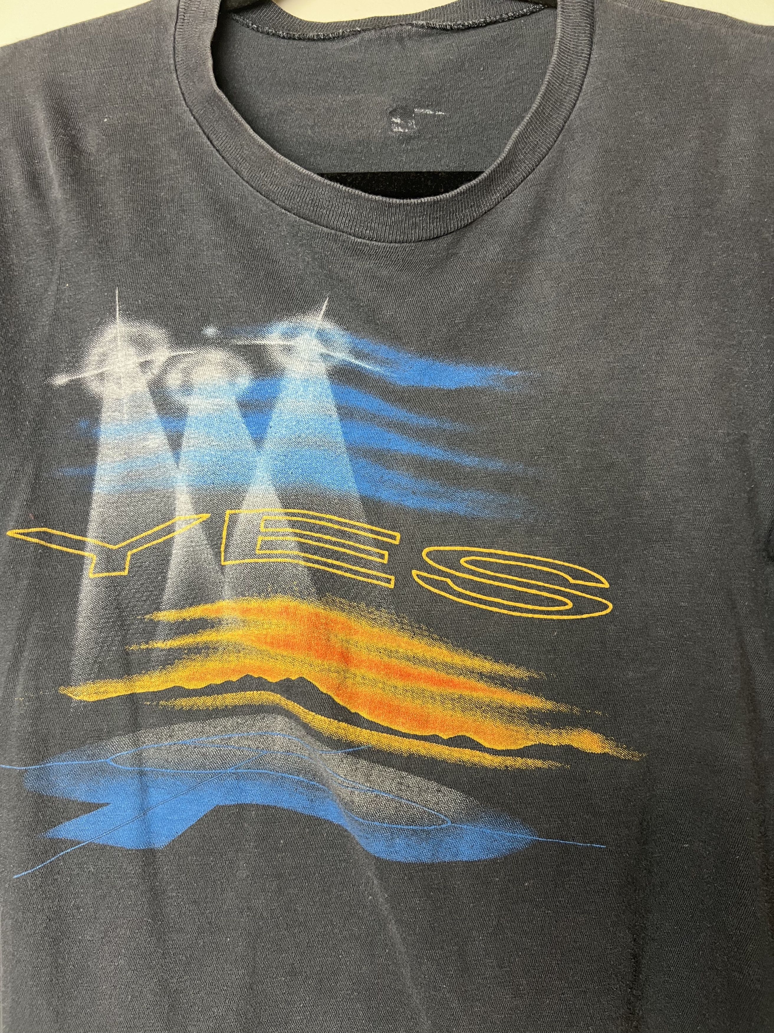 Vintage Vintage YES 1984 World Tour Band T-Shirt Size US S / EU 44-46 / 1 - 2 Thumbnail