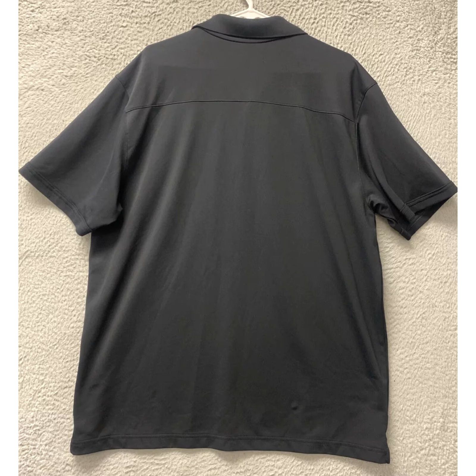 Under Armour Thunder Under Armour Basketball Polo Shirt Mens XL Black Quick Dry Moisture Wicking Collared Short Sleeve UA Victor 114-43 Size US XL / EU 56 / 4 - 7 Thumbnail
