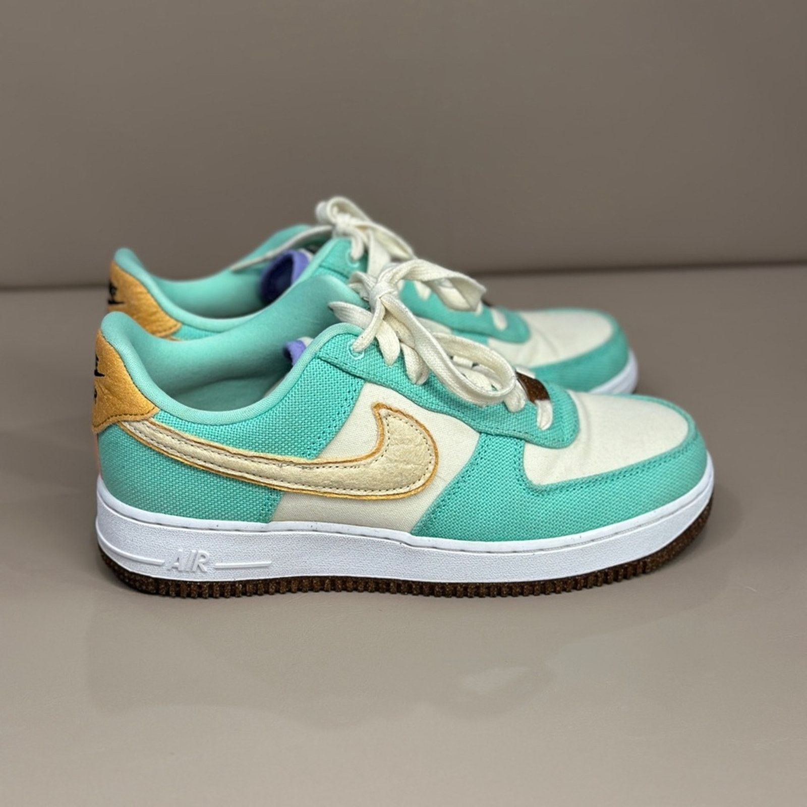 Nike Nike Air Force 1 ‘07 Lx Happy Pineapple Size US 8 / IT 38 - 2 Thumbnail
