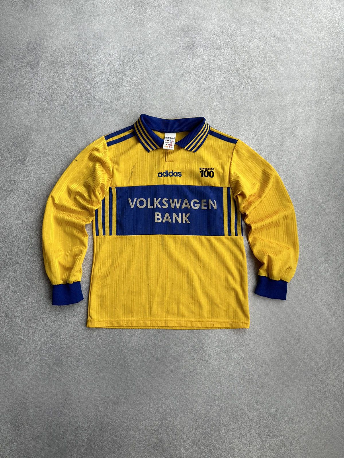 Vintage Vintage Eintracht Braunschweig 1998-99 Home Football Kit Size US XS / EU 42 / 0 - 1 Thumbnail