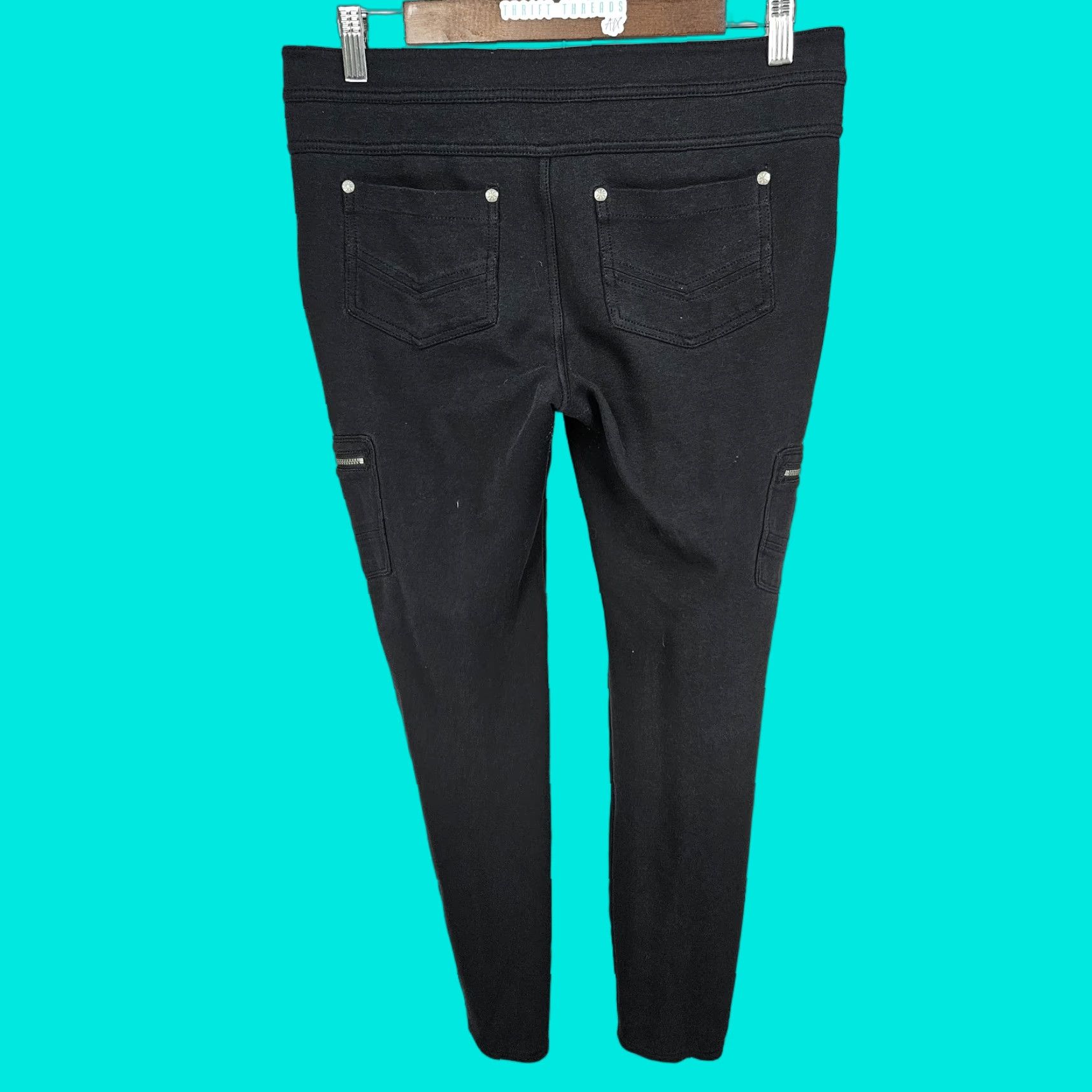 Athleta Athleta Charcoal Stretch Cargo Pocket Activewear Slim Taper Leg Pants 6 (30x28) Women Vel How? Size 28" / US 6 / IT 42 - 1 Thumbnail