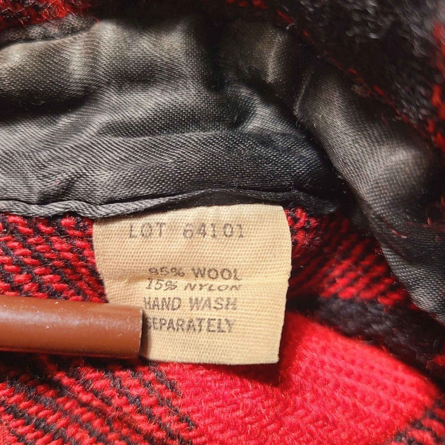 Sears VINTAGE Sears King Road Shop Mens L Button Flannel Full Cut Long Sleeve 70s Plaid Wool Red Tail Pocket Jacket? Size US L / EU 52-54 / 3 - 4 Thumbnail