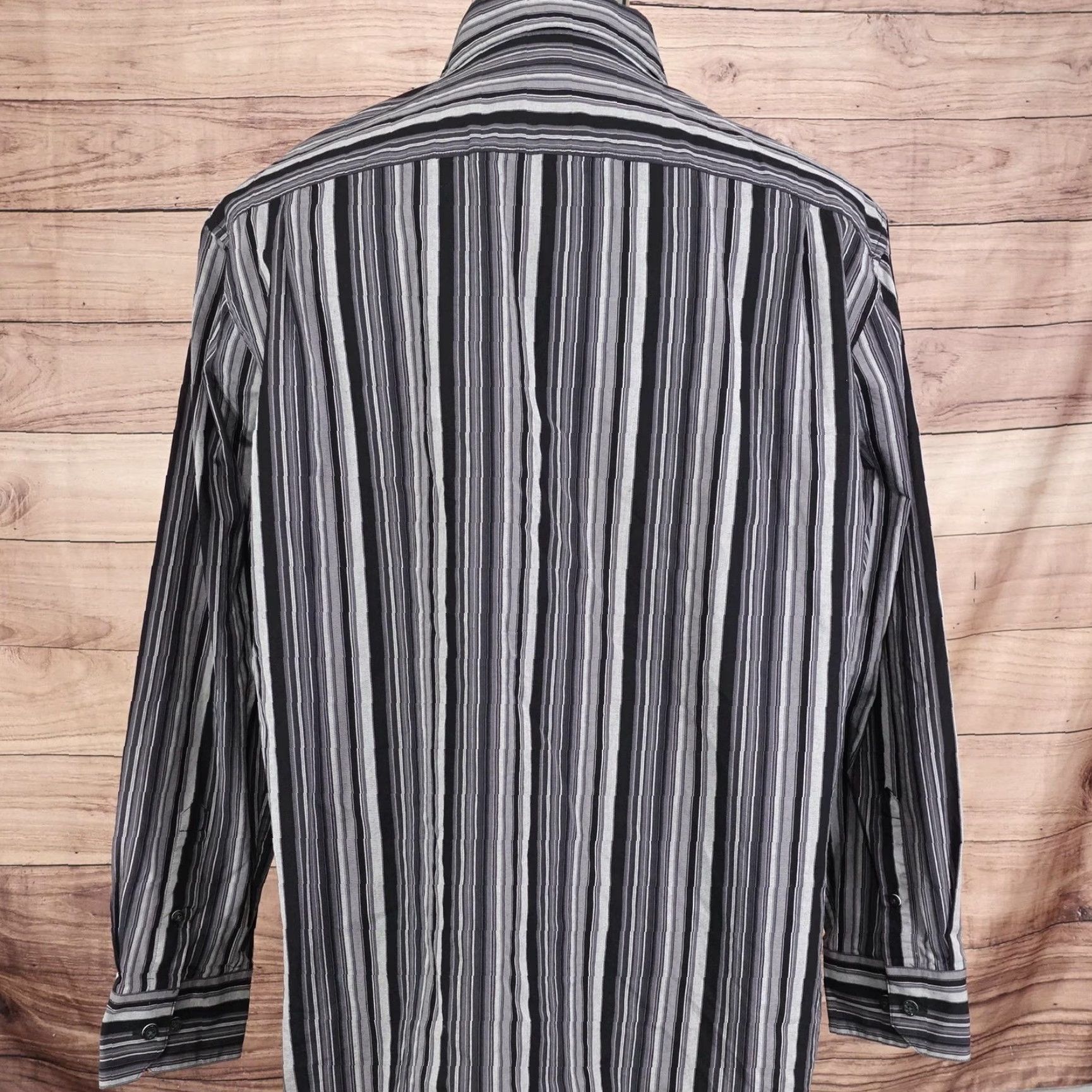 Liz Claiborne Claiborne Dress Shirt Mens L Black Stripe 100% Cotton Long Sleeve Button-Front Casual Shirt Size US L / EU 52-54 / 3 - 4 Thumbnail